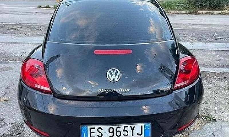 Volkswagen Maggiolin...