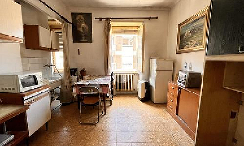 Monolocale A Torino...