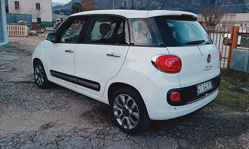 Fiat 500L 1.4 T-Jet ...