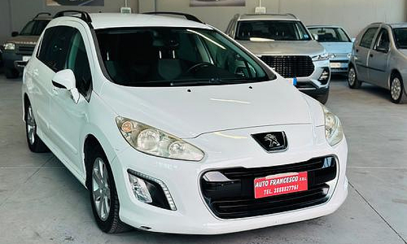 Peugeot 308 1.6 8V E...