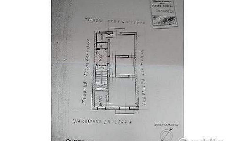 Palazzina Via La Log...