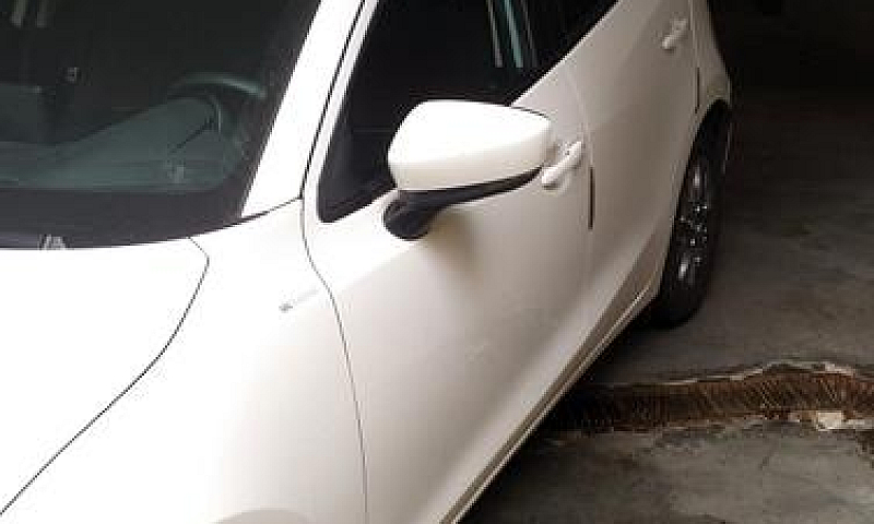 Mazda Mazda2 Hybrid ...