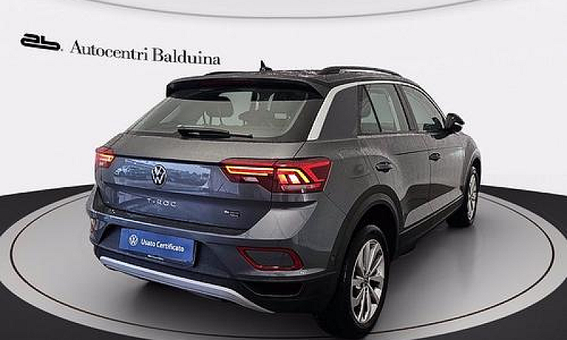 Volkswagen T-Roc 1.0...