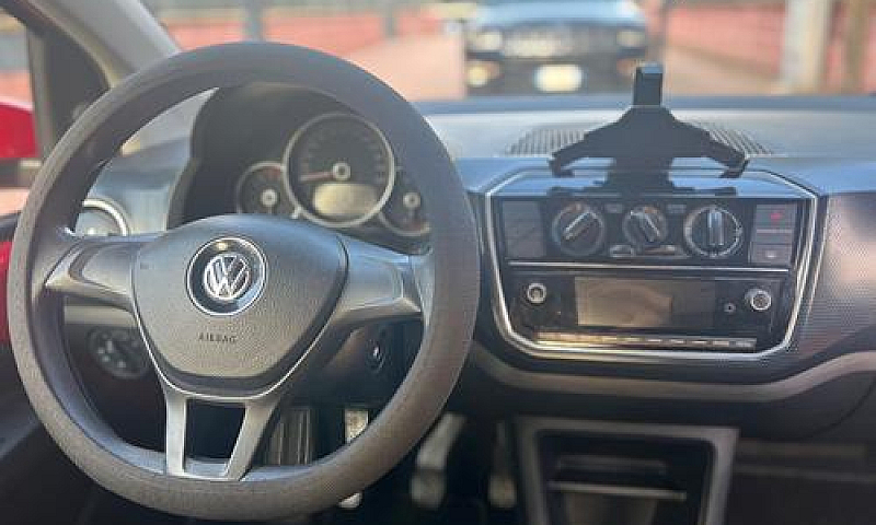 Volkswagen Up - 2017...