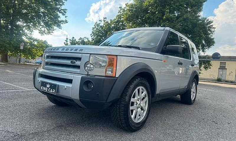 Land Rover Discovery...