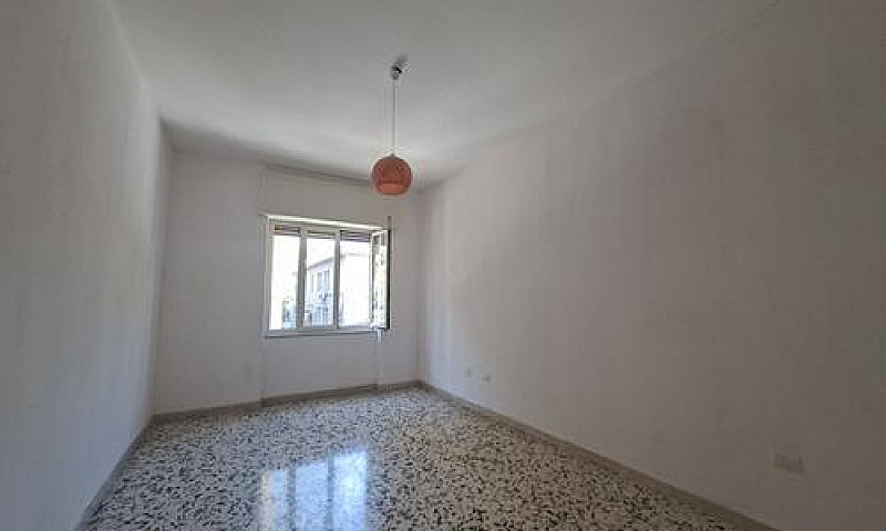 Appartamento Con Box...