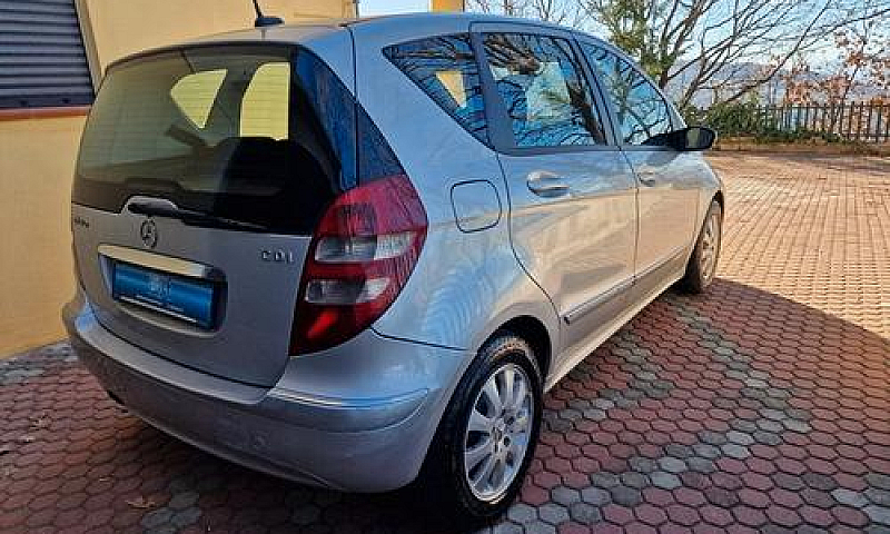 Mercedes-Benz A 180 ...