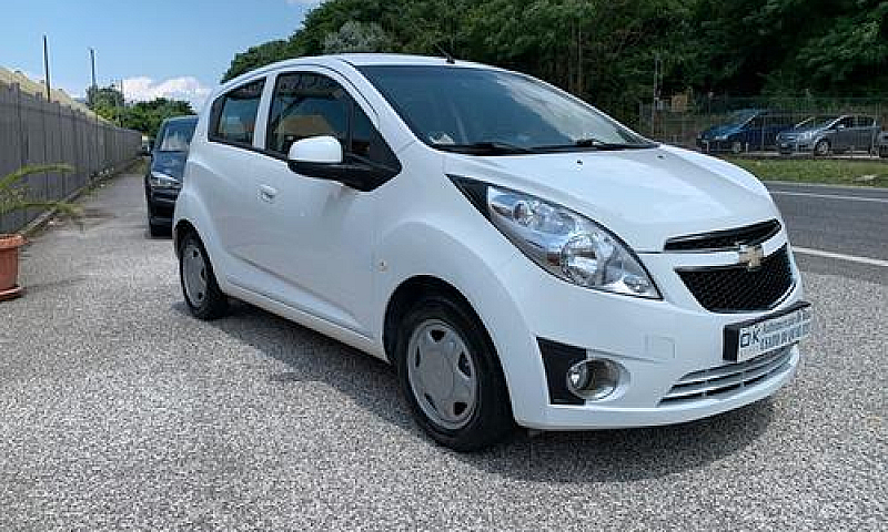 Chevrolet Spark 1.0 ...