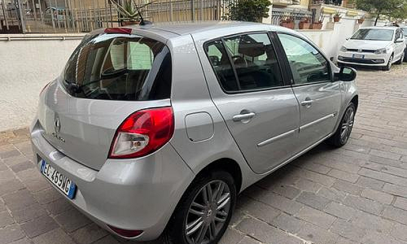 Renault Clio 1.2 16V...