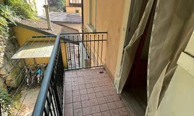 Via Grazioli...