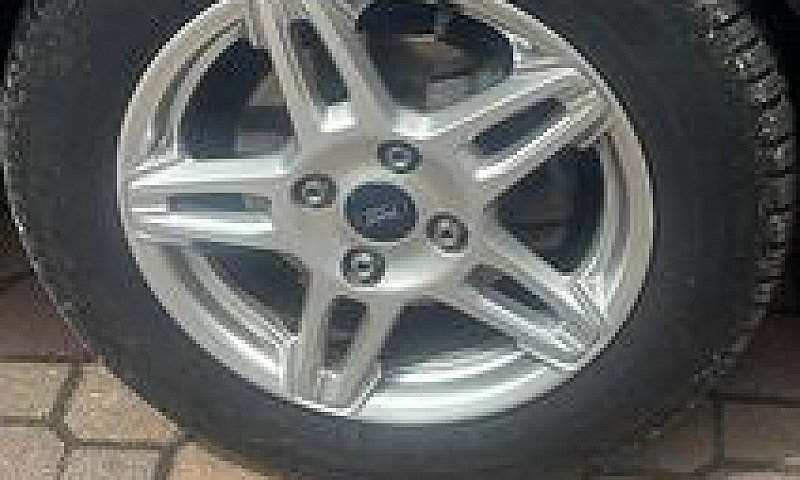 Ford Fiesta 1.4...