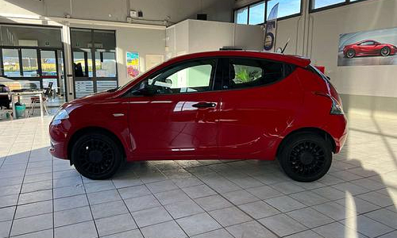 Lancia Ypsilon 1.2B ...