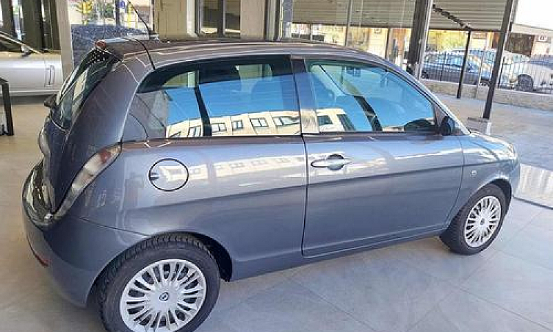 Lancia Ypsilon 1.2 O...