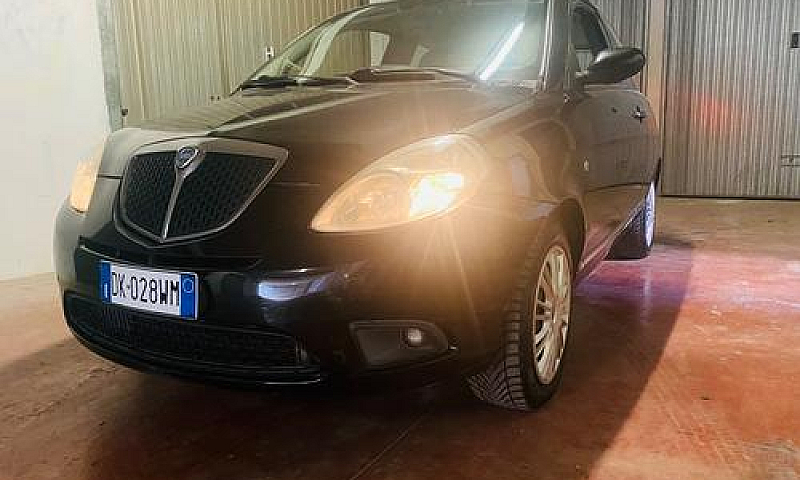 Lancia Ypsilon 1.2 O...
