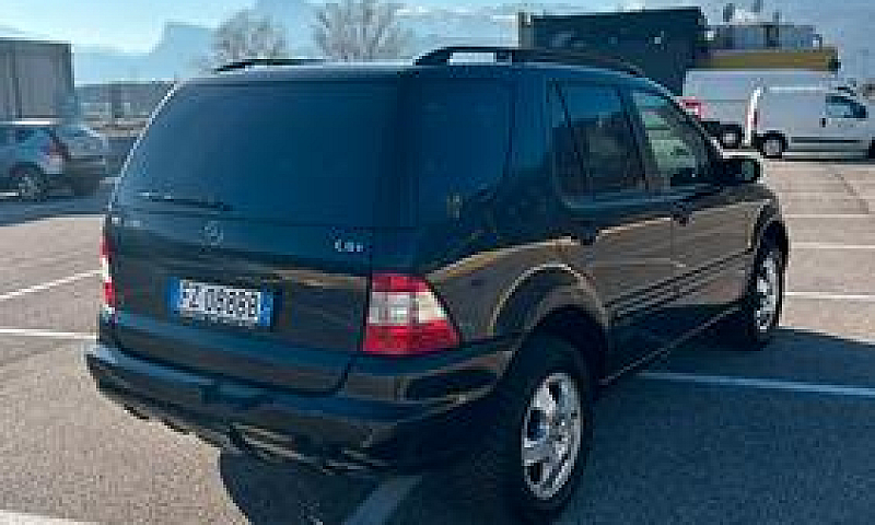 Mercedes Ml270...