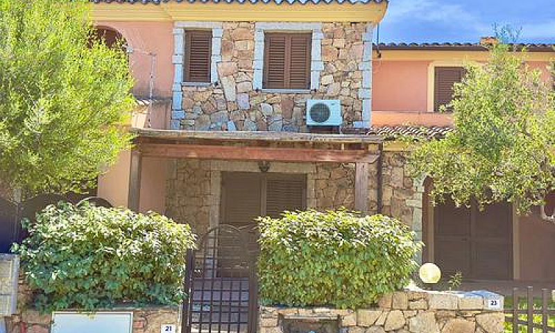 Locale Su Due Livell...