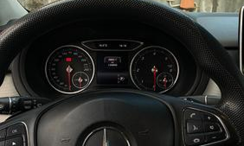 Mercedes Classe B...