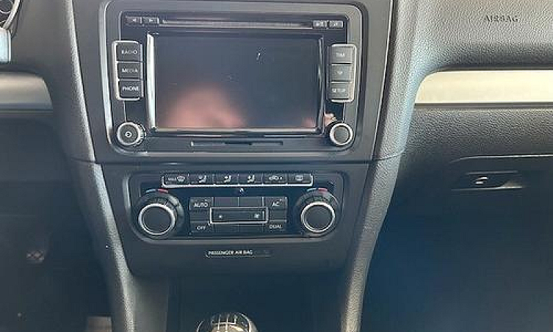 Volkswagen Golf 1.6 ...