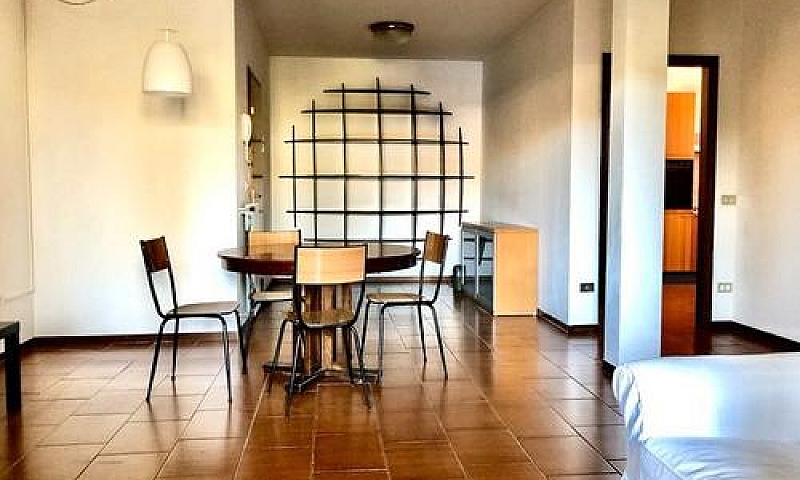 Quadrilocale Con 2 T...