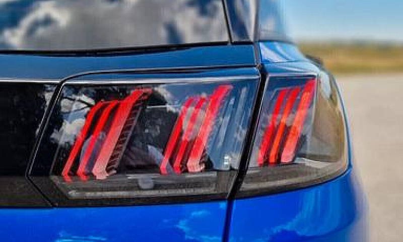 Peugeot 3008 Bluehdi...