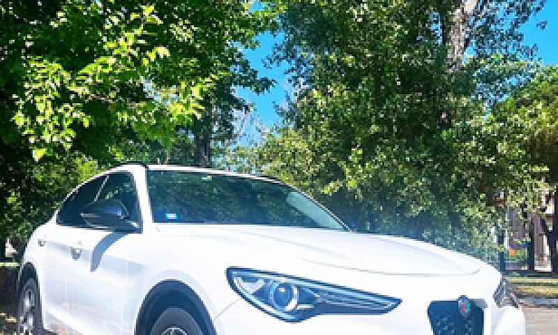 Alfa Romeo Stelvio...