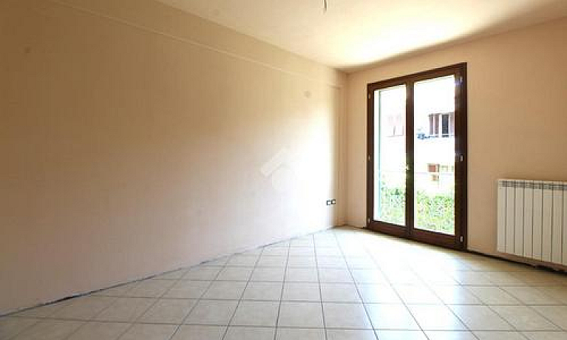 3 Locali A Monsumman...