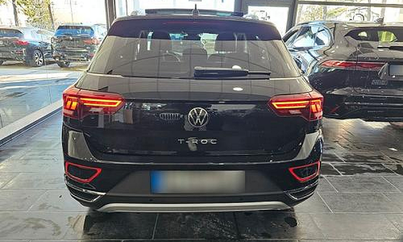 Volkswagen T-Roc 2.0...