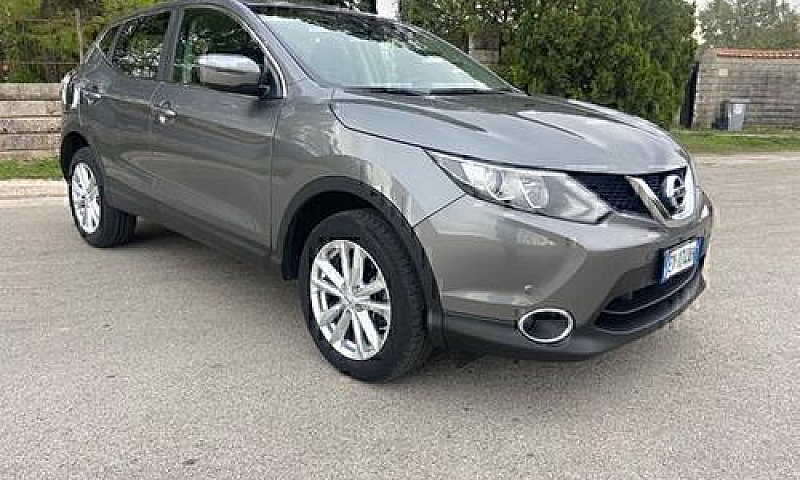 Nissan Qashqai 1.5...