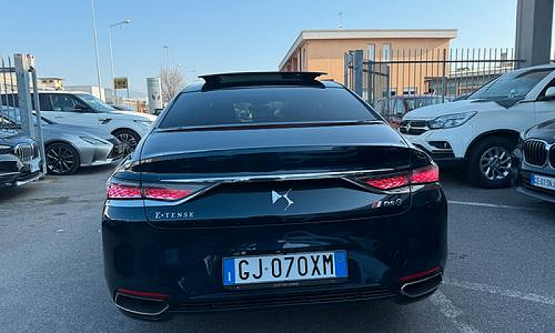 Ds Automobiles Ds9 1...