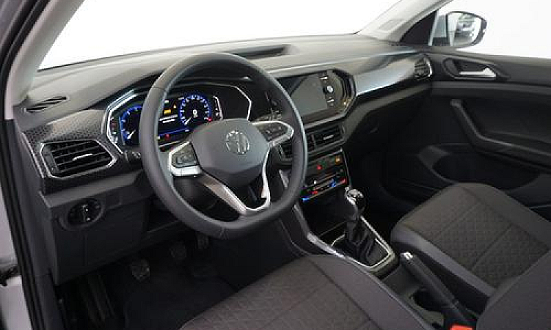 Volkswagen T-Cross 1...