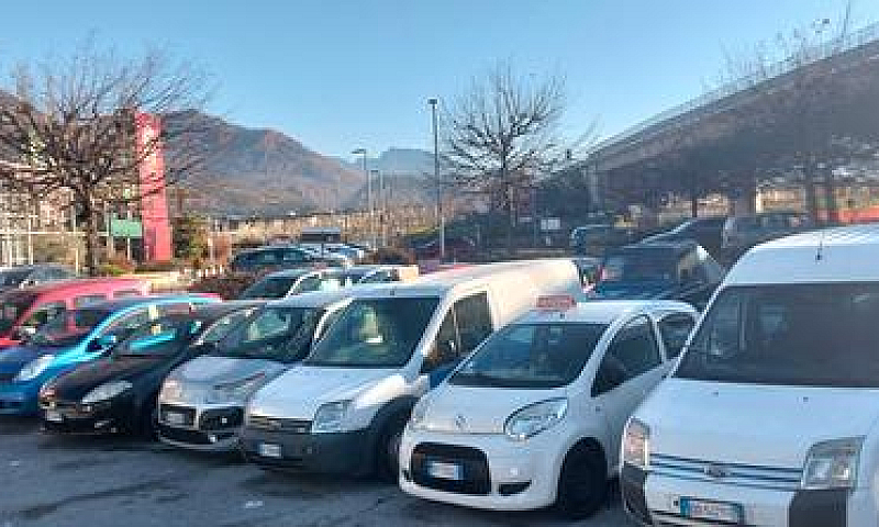 Lancia Ypsilon 1.3 M...