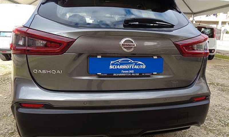 Nissan Qashqai 1.5 D...