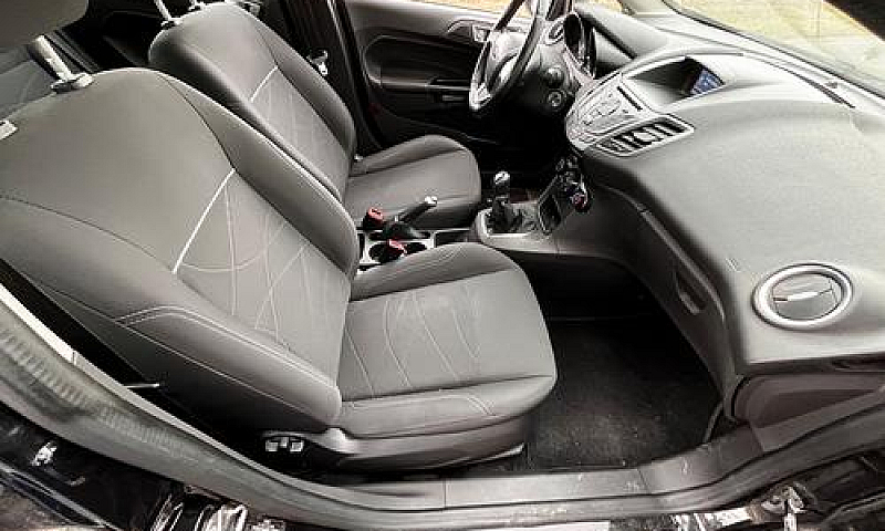 Ford Fiesta Ford Fie...
