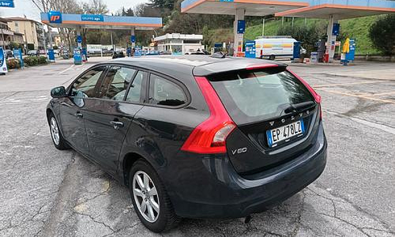 Volvo V60 D5 Geartro...