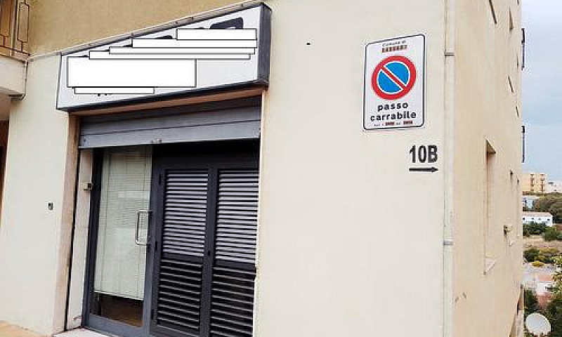 Trivano Uso Studio,U...