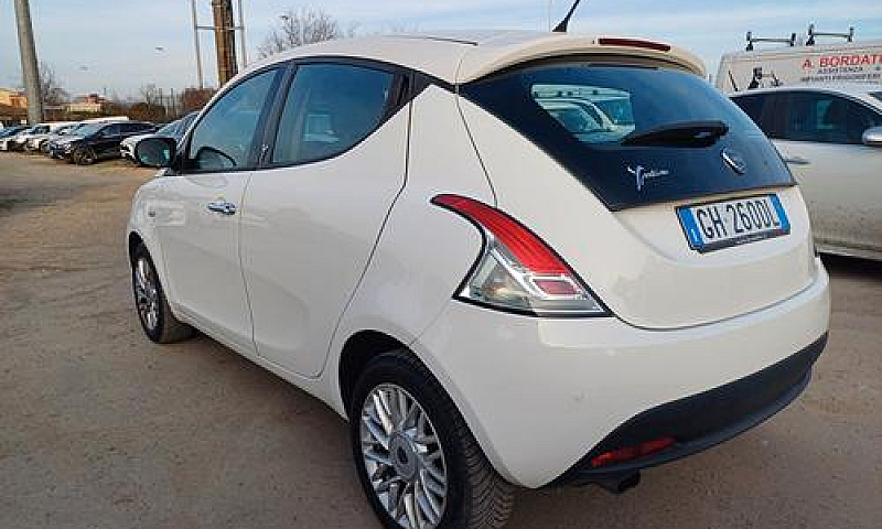 Lancia Ypsilon Fine ...