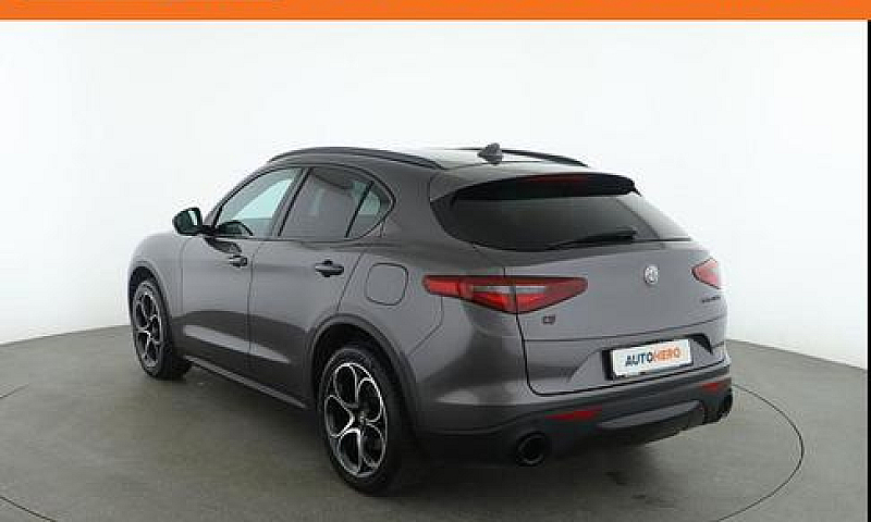 Alfa Romeo Stelvio T...