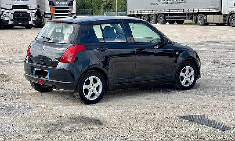Suzuki Swift 1.3 Ben...
