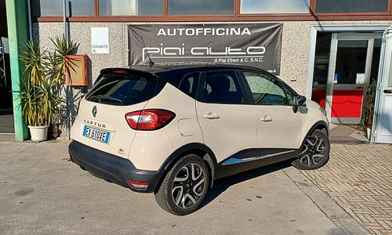Renault Captur 1.5 D...
