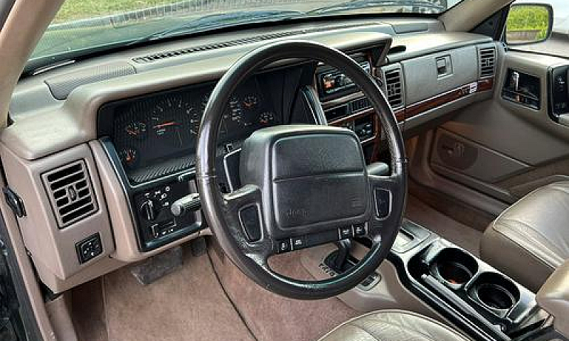Jeep Grand Cherokee ...