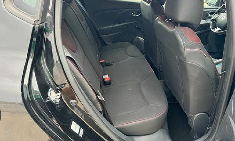 Renault Clio 1.2 75C...