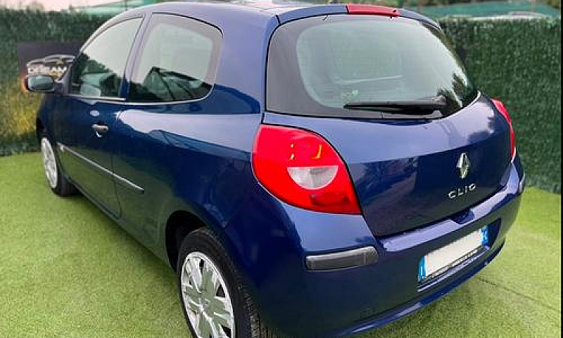 Renault Clio 2006 1....