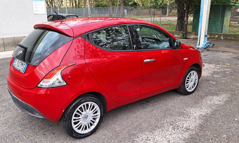 Lancia Ypsilon Cambi...