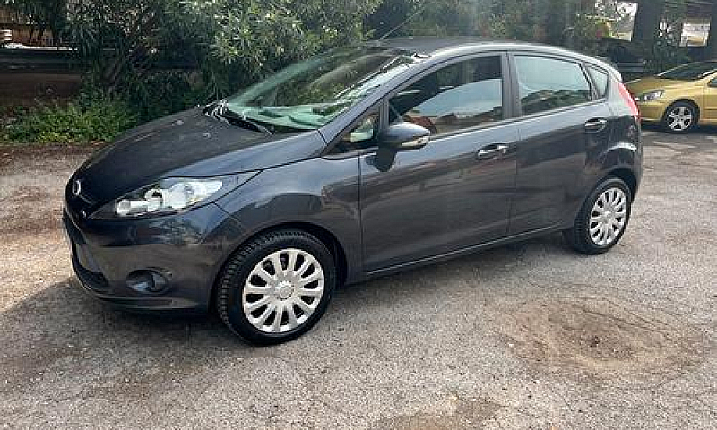 Ford Fiesta Fiesta 1...