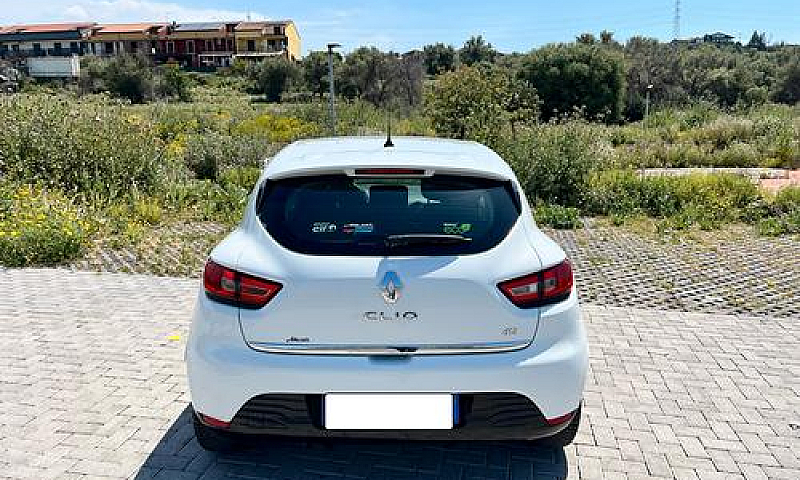 Renault Clio 1.5Dci ...