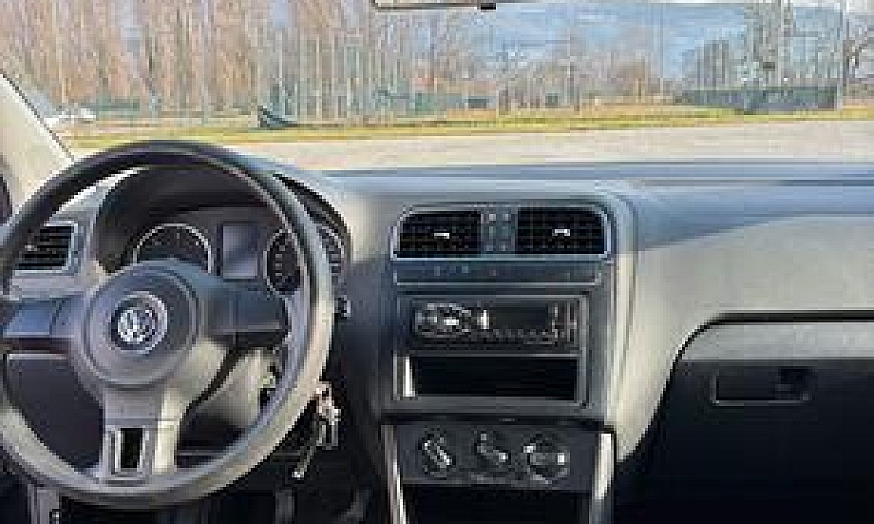 Volkswagen Polo 1.6 ...
