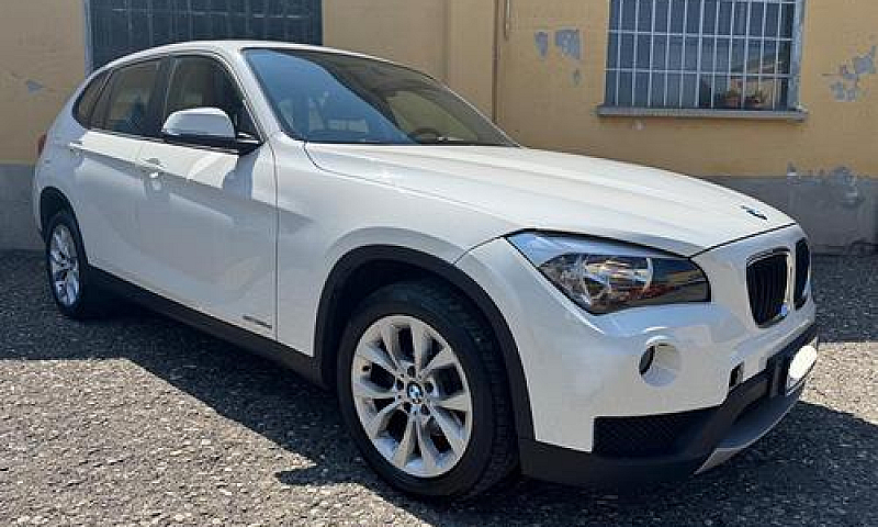 Bmw X1 Super Black F...