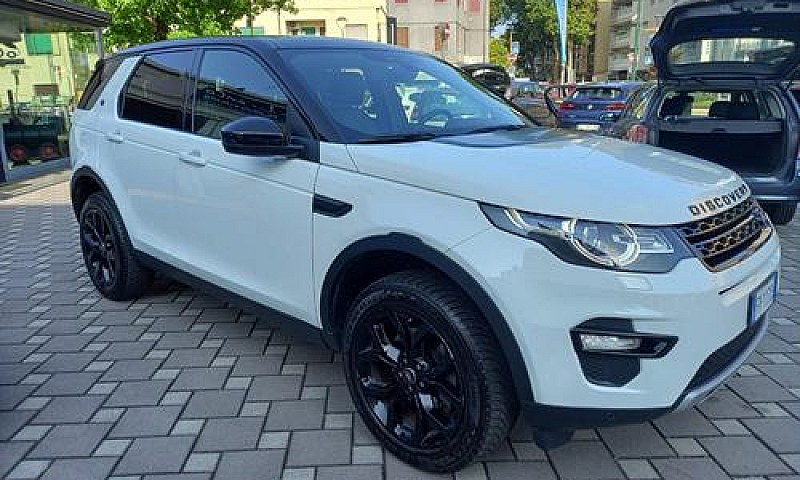 Land Rover Discovery...