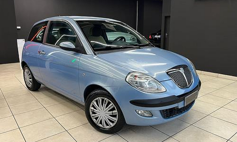 Lancia Ypsilon 1.3 M...