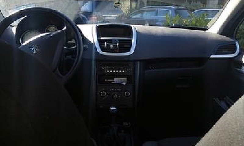 Peugeot 207 - 2011...